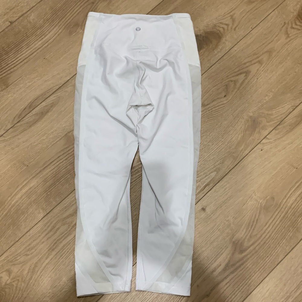 Lululemon rare pattern capri leggings - Picture 2 of 10